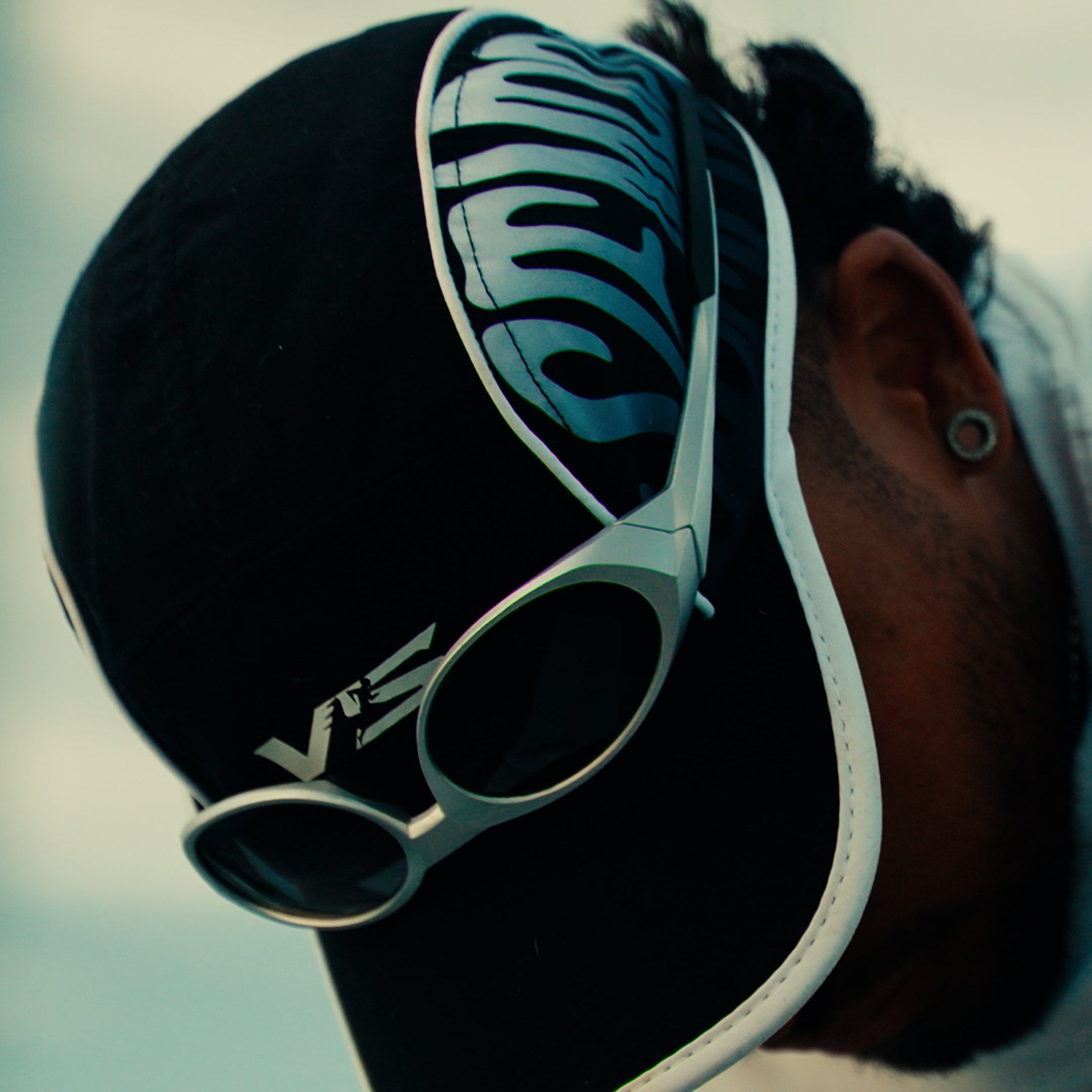 The Distance Hat