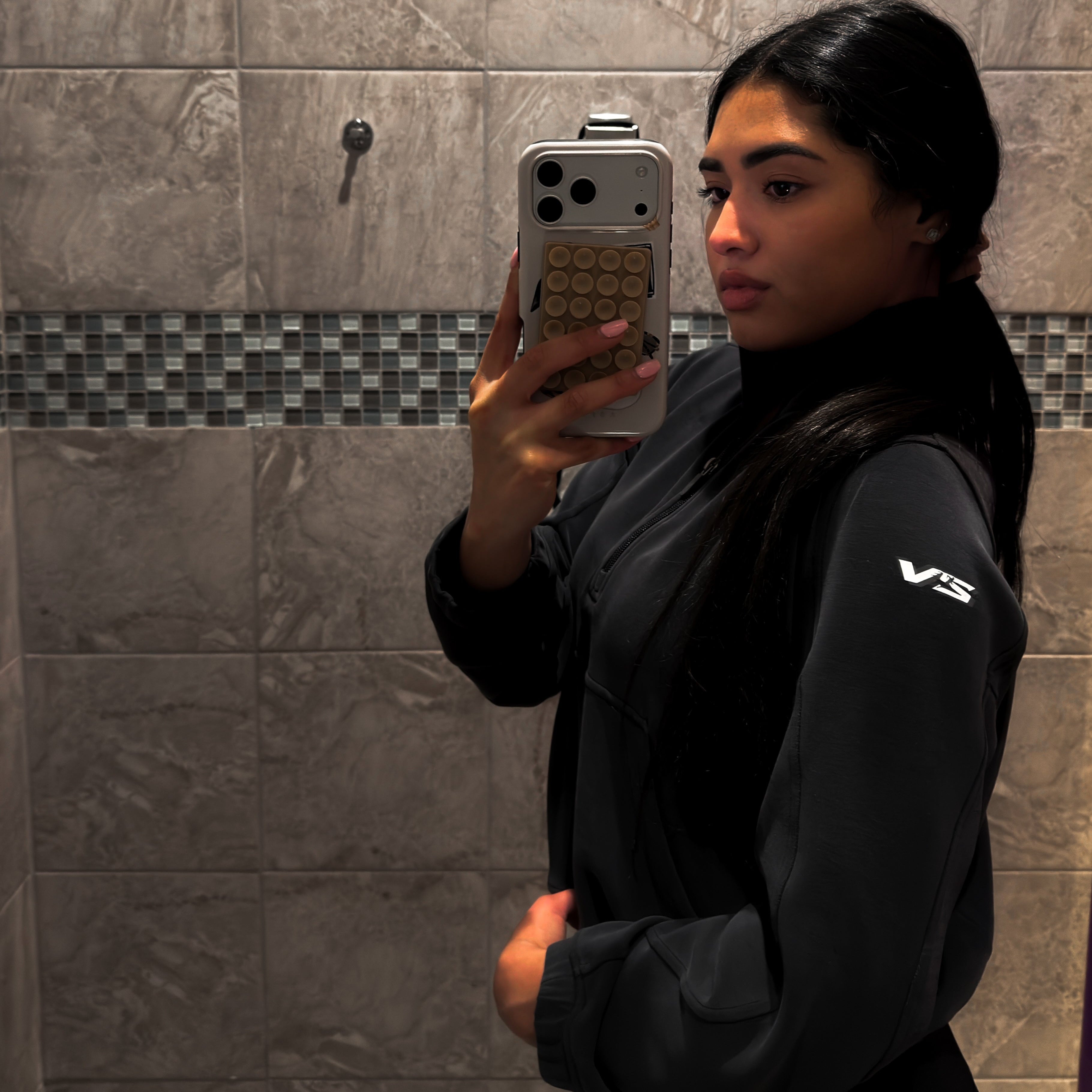 Women wearing comback jacket